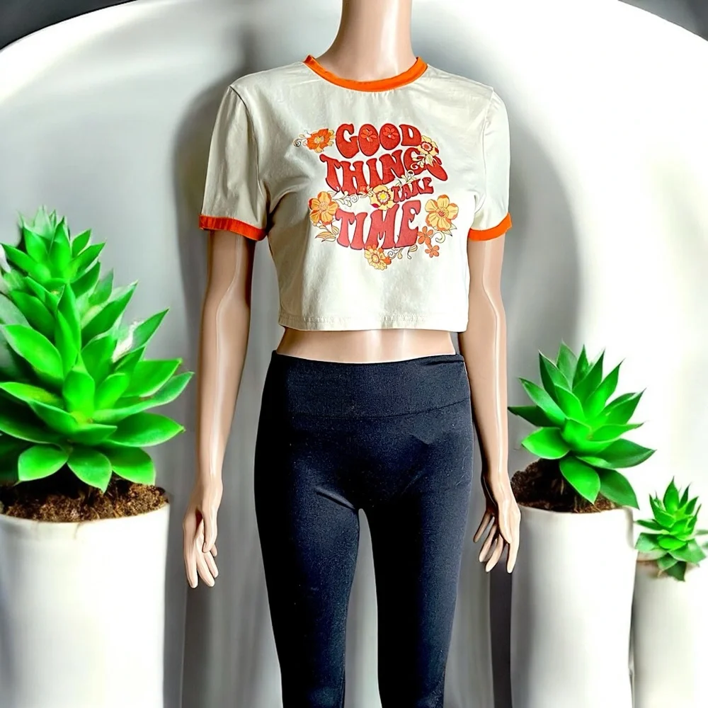 “Good Things Take Time” Slogan Contrast Graphic Cropped Tee - Picture 12 of 16